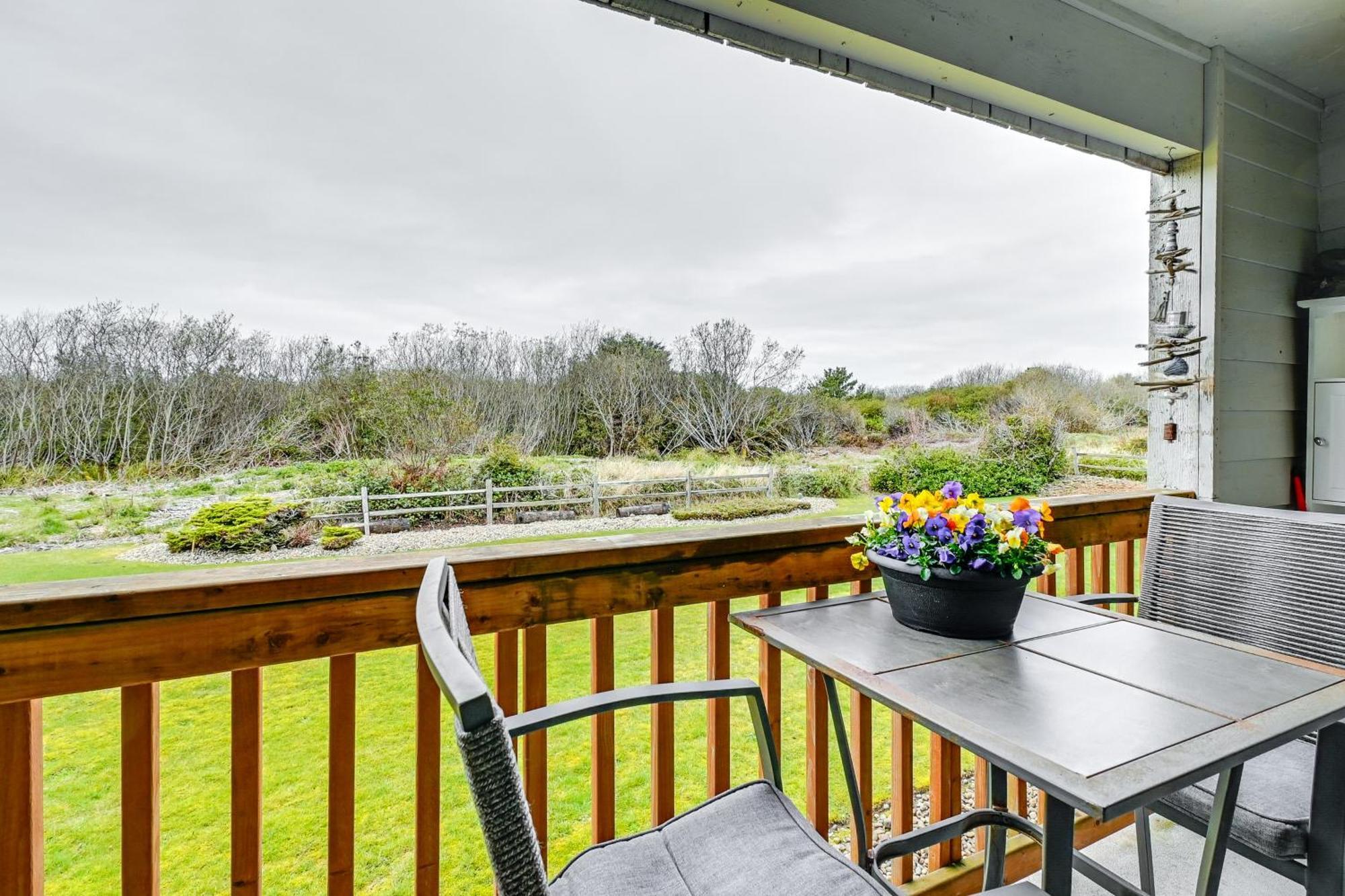 Ocean Shores Condo With Balcony Less Than 1 Mi To Beach! Eksteriør bilde