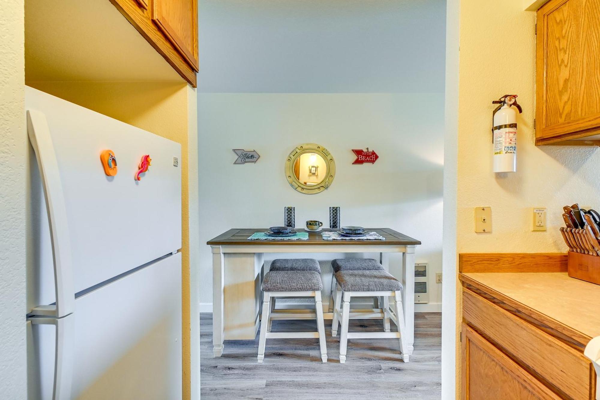 Ocean Shores Condo With Balcony Less Than 1 Mi To Beach! Eksteriør bilde